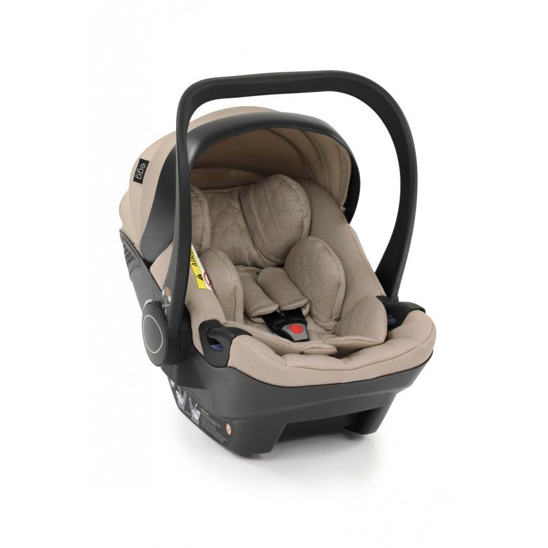 egg2_feather_egg_shell_car_seat-800x800