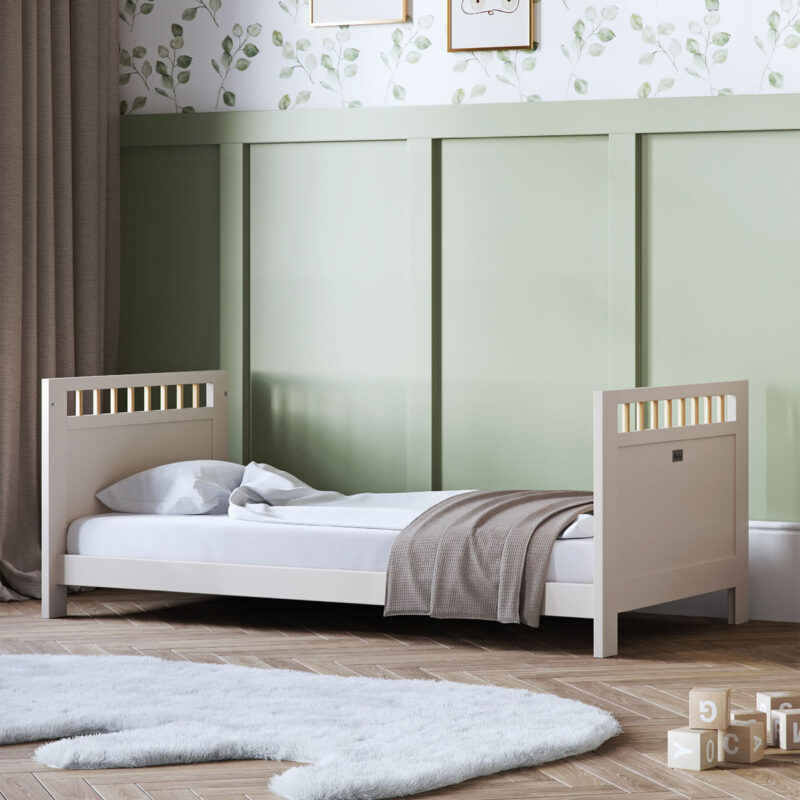 Silver Cross Seville Cot Bed 2